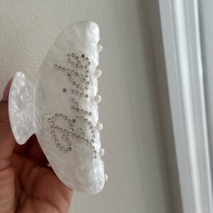 Elegant White Hair Clip with Rhinestone Design